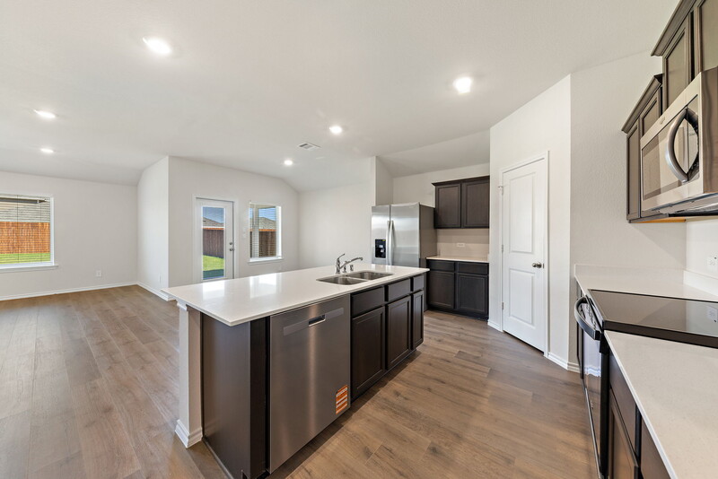 6301 Surfside Dr Image 12